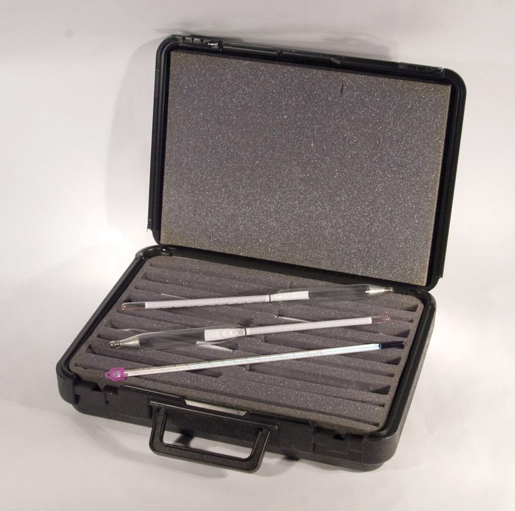 H-B DURAC Specific Gravity / Relative Density (G/cmᶟ) Hydrometer Set with EnviroSafe Thermometer; Traceable to NIST